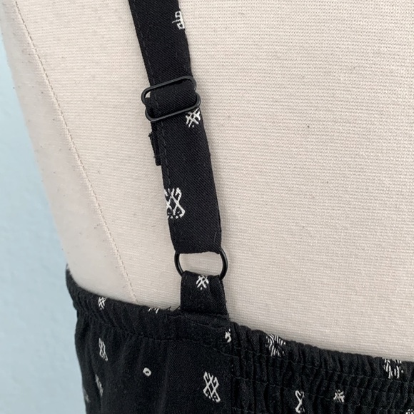 Torrid Geo Print Challis Tie Front Culotte Jumpsuit - Picture 11 of 15